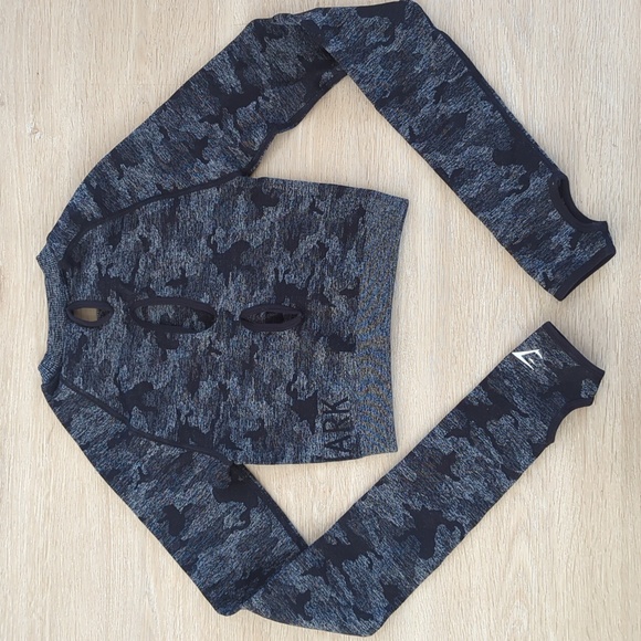 Gymshark work out top - Picture 3 of 4